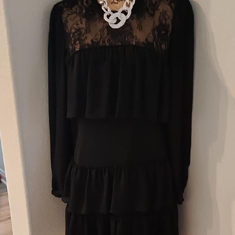 Gianni Bini Elegant Black Lace Tiered Dress